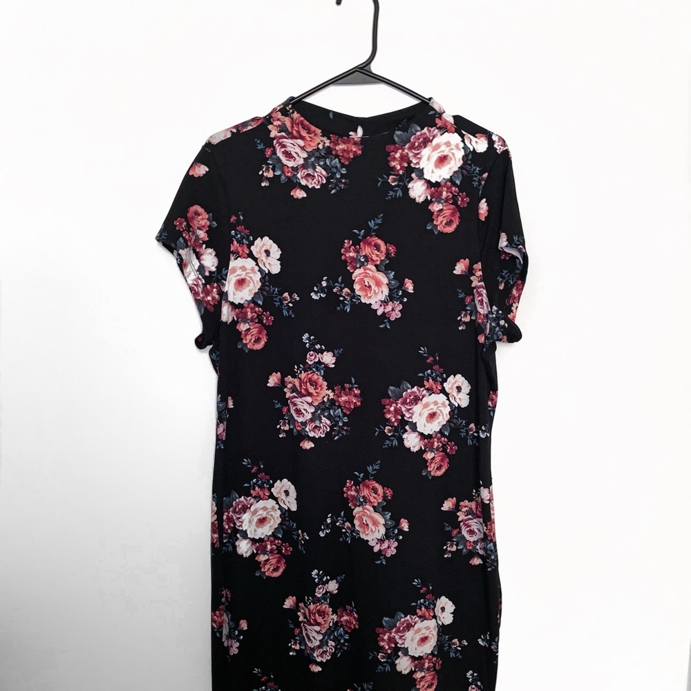 Flower Fitted Dress